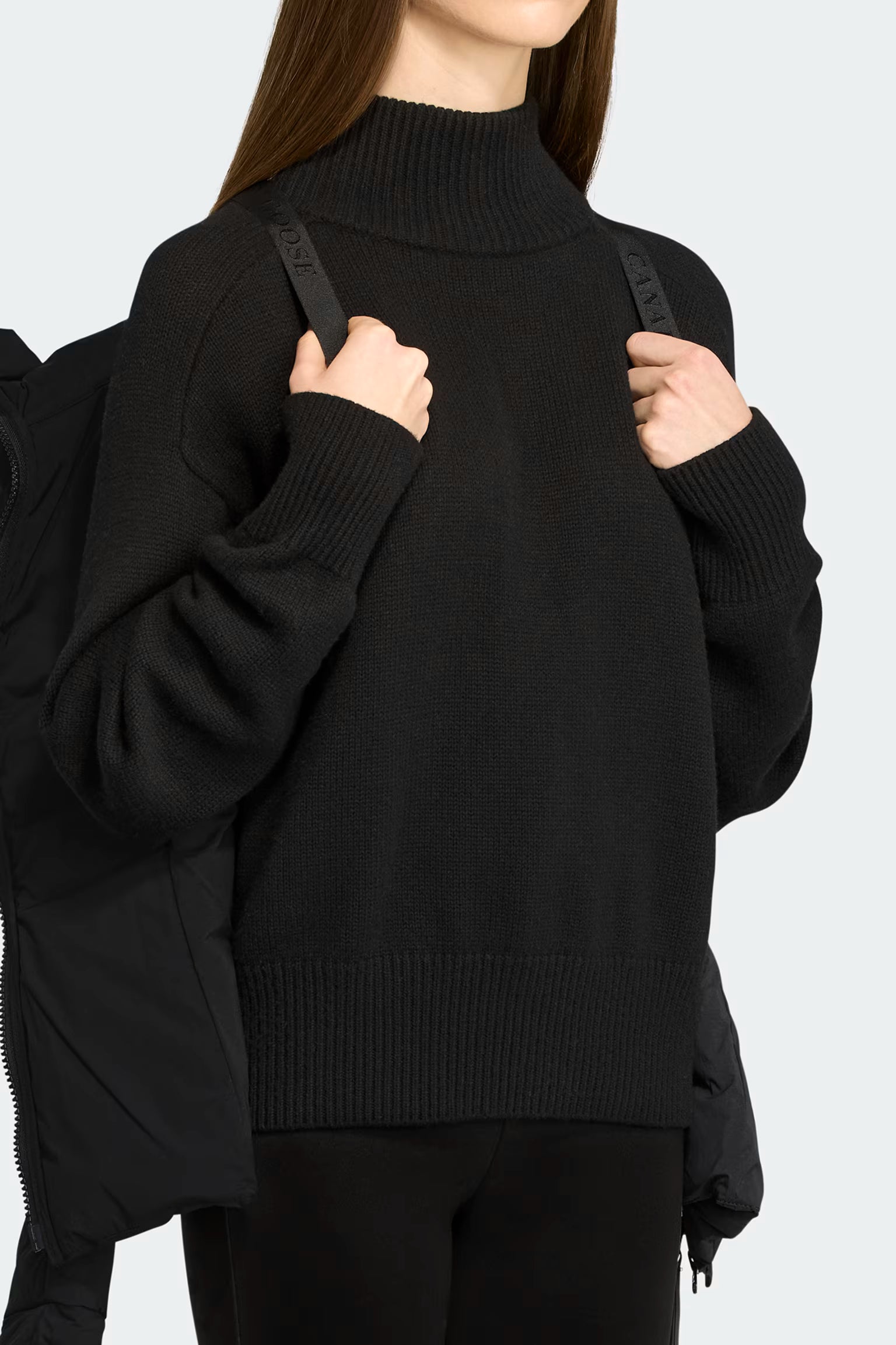 Light coat, black disc