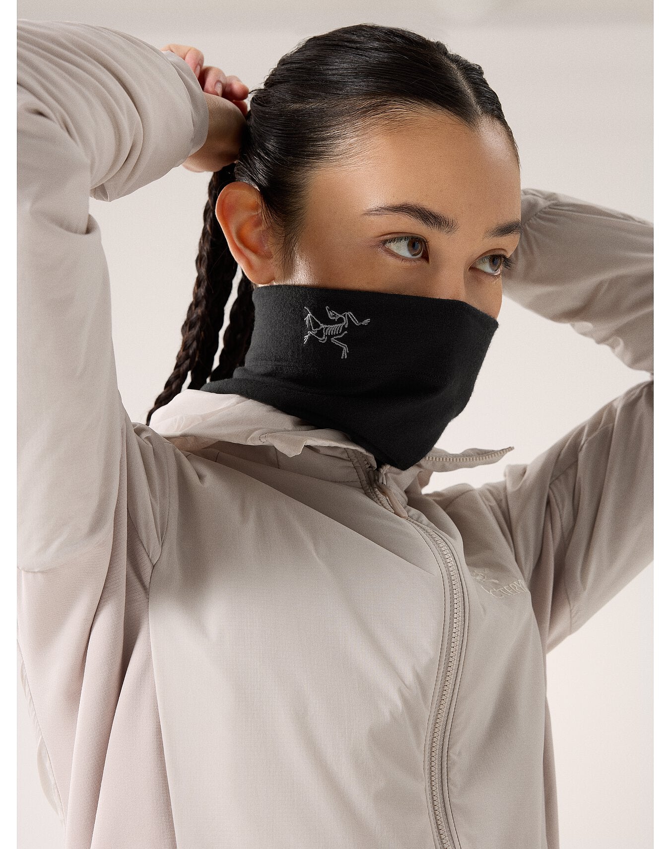 Rho Lightweight Wool Neck Gaiter - Black