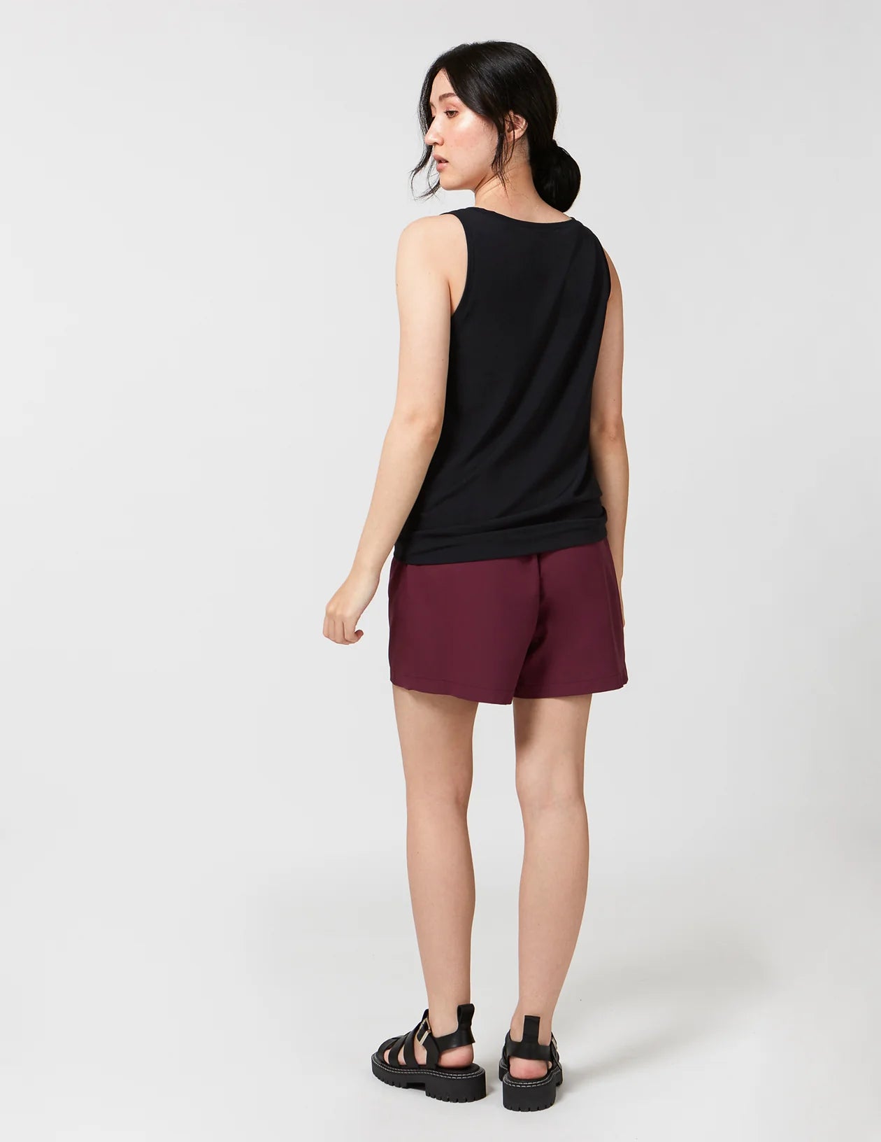 MAYFAIR SLEEVELESS TOP - BLACK