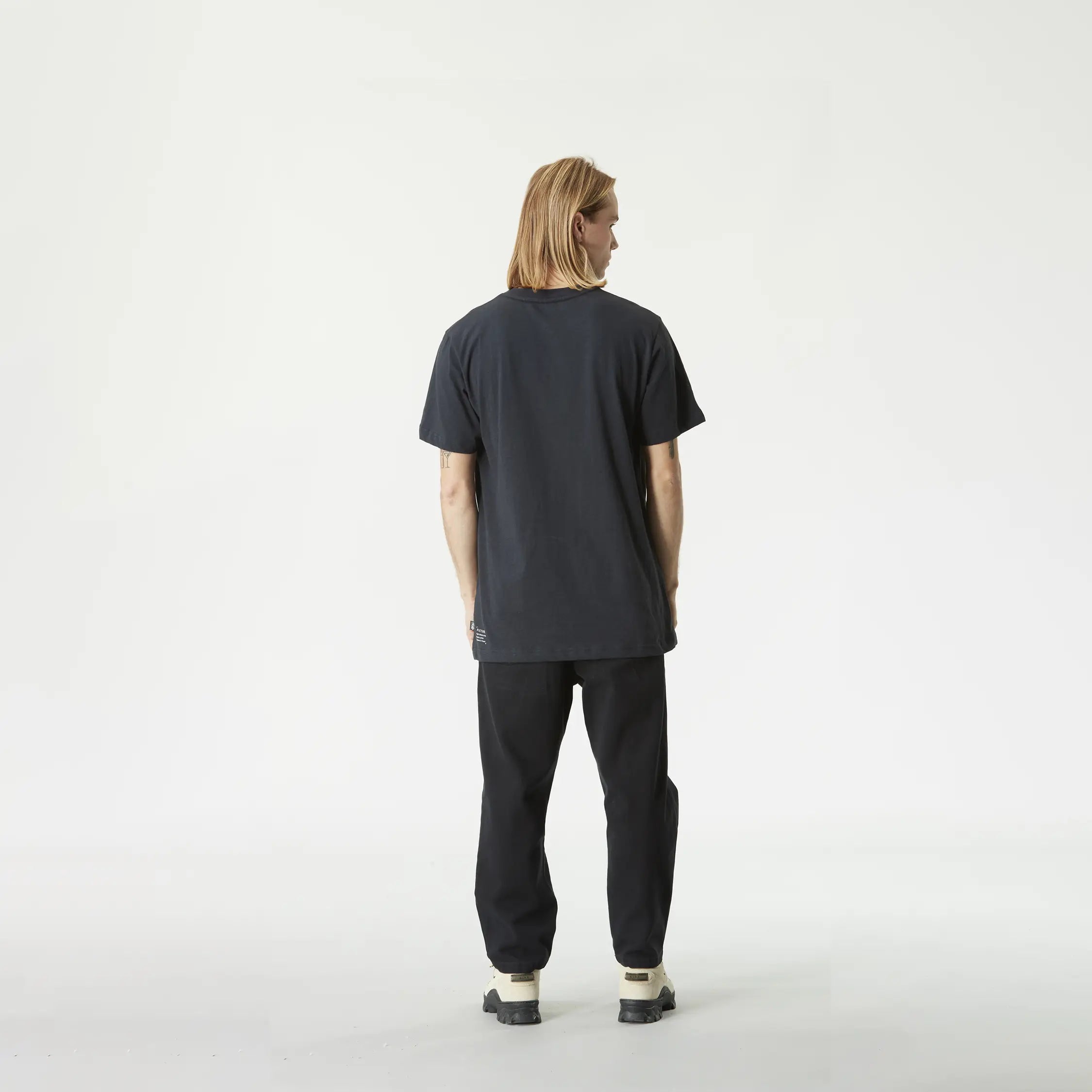 ADAK TEE - DARK BLUE