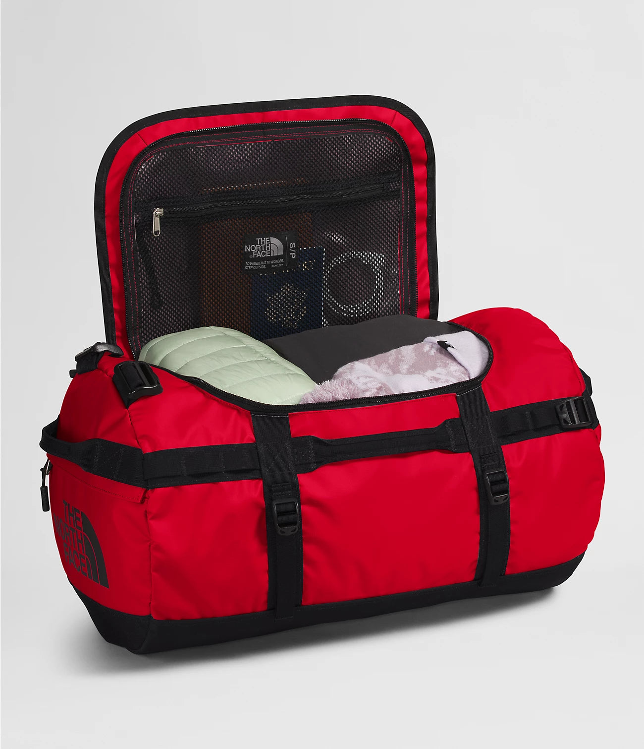 Base Camp Duffel—S - TNF Red / TNF Black