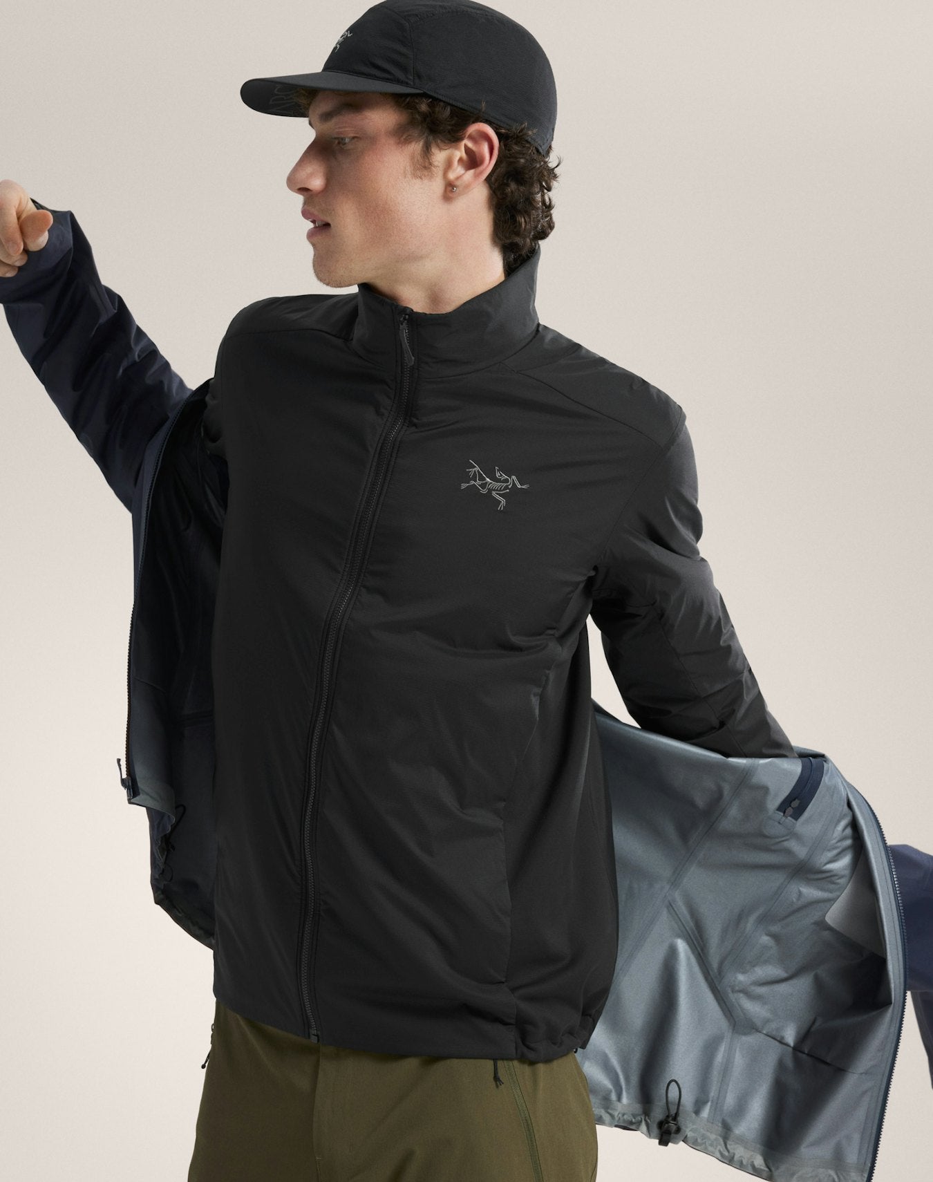 Veste Atom