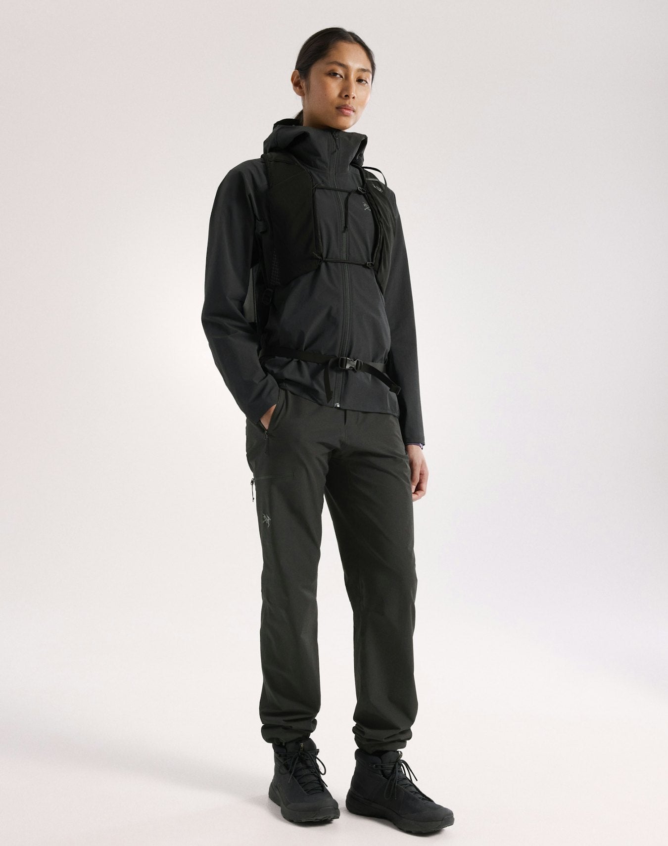 WOMEN'S GAMMA LIGHTWEIGHT HOODY