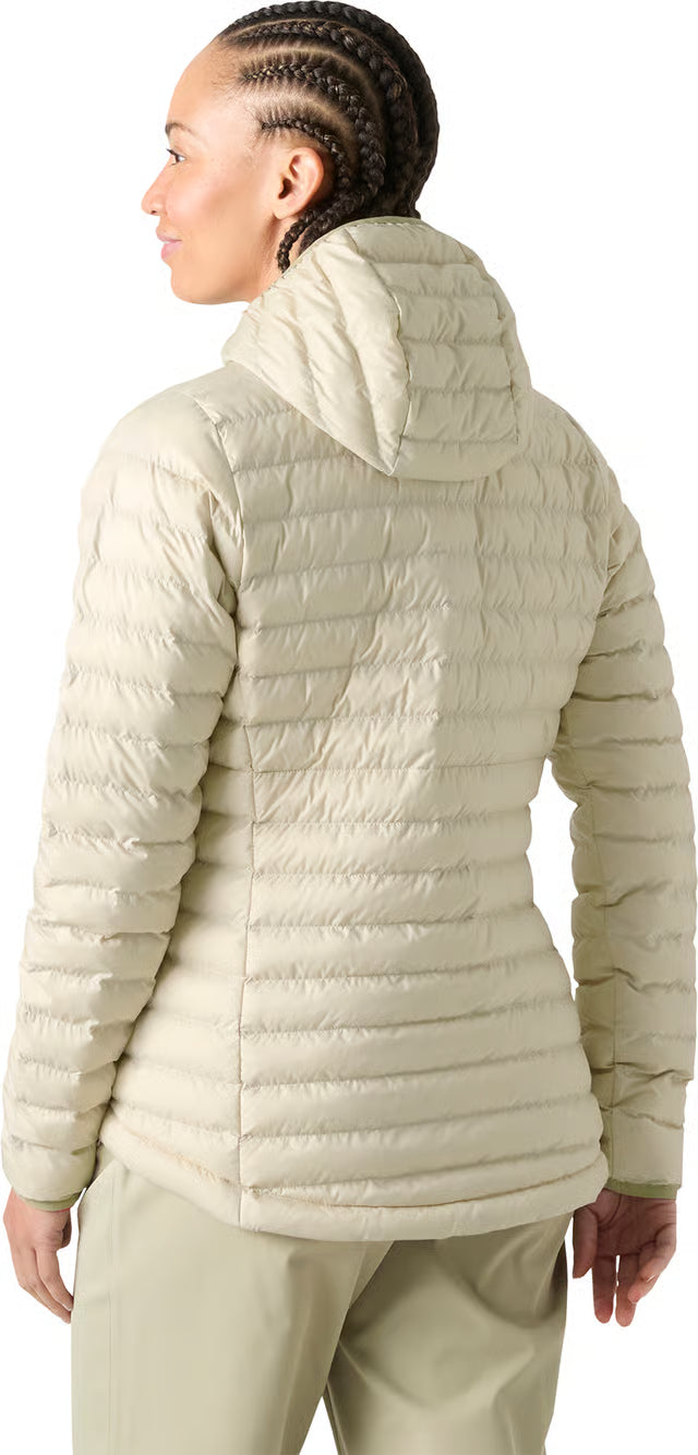 Manteau à capuchon isolé